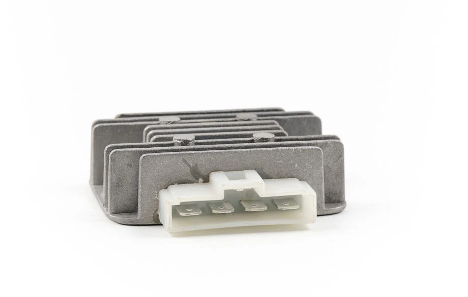 Spannungsregler 139QMB E4 - Image 6